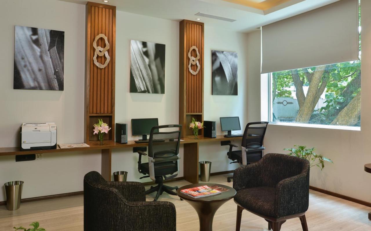 Welcomhotel By Itc Hotels, Richmond Road, Bengaluru Exteriör bild Business Center