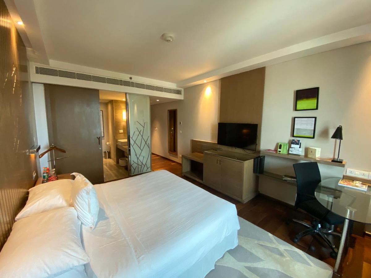 Welcomhotel By Itc Hotels, Richmond Road, Bengaluru Exteriör bild A room at the hotel